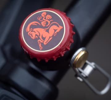 /bierwissen/geschenkideen-gadgets/fahrradklingel-mit-kronkorken.html