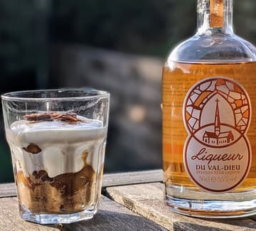 /bier-essen/kochen-mit-bier/bratapfel-bieramisu-mit-val-dieu-likoer.html