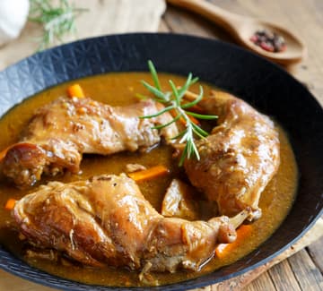 /bier-essen/kochen-mit-bier/geschmortes-kaninchen-mit-orval.html