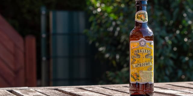Samuel Smiths Organic Apricot Fruit Beer